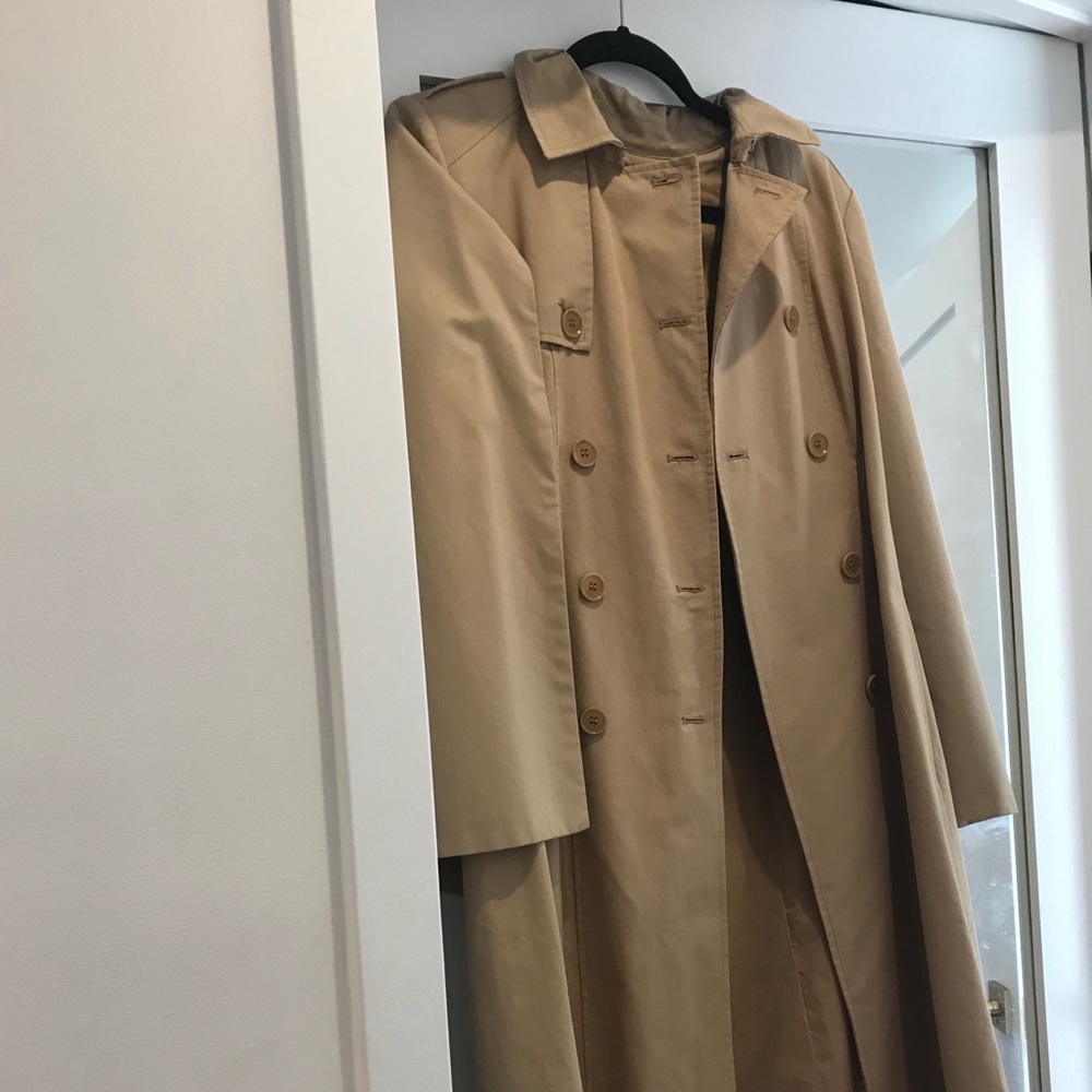 BCBG max Azeris Camel Cape Trent Coat